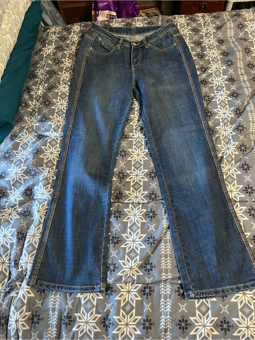 Aura Women's Medium Dark Blue Flared Jeans with Contrast Stitching